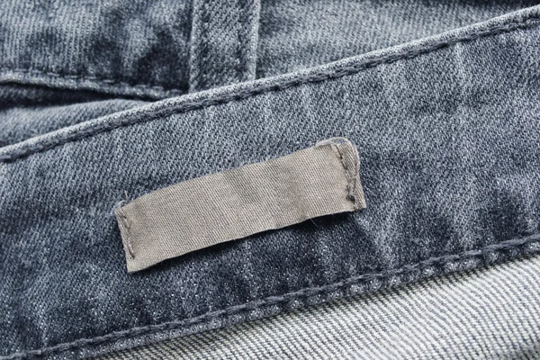 Етикетці джинси — стокове фото