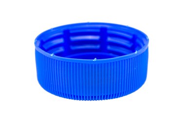 Beyaz arka plan üzerinde izole plastik şişe kapağı