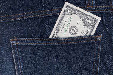 kot pantolon cebinde dolar