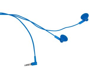 Beyaz arkaplanda izole kulaklıklar