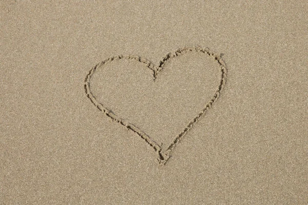 Symbol Srdce Písečné Pláži — Stock fotografie