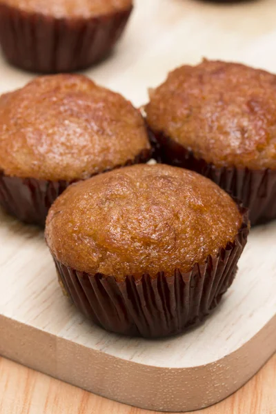 Banankaka Träbrädan — Stockfoto