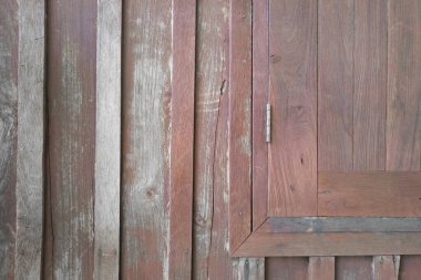 bir pencere ahşap arkaplanının parçası