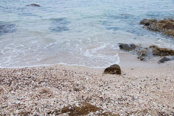 Mar Playa Con Piedra Costa —  Fotos de Stock