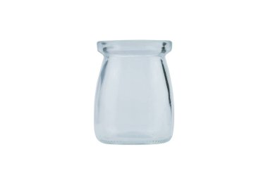 Beyaz arkaplanda izole edilmiş boş cam bardak - kırpma yolları