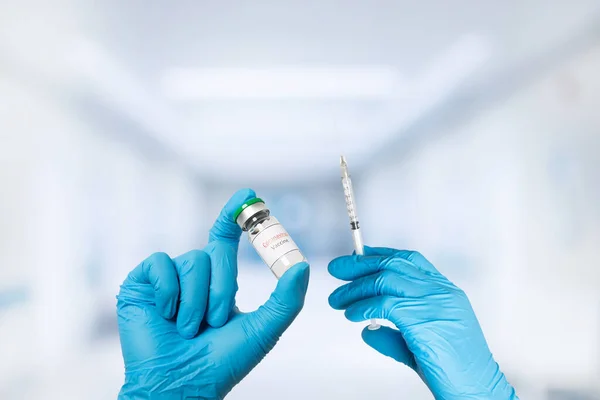 Hand Wearing Blue Glove Holding Syringe Coronavirus Vaccine Glass Bottle — ストック写真