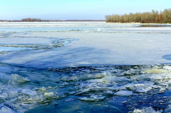 冷凍ドニエプル川 — ストック写真