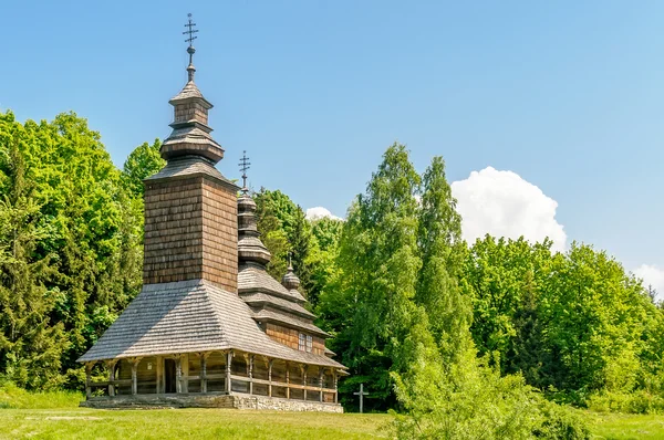 Tipik bir Ukraynalı antika Ortodoks Kilisesi — Stok fotoğraf
