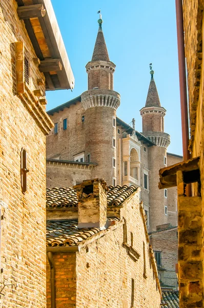 Udsigt over urbino - Stock-foto