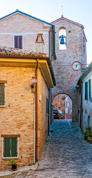 Toren bell in monteguiduccio — Stockfoto