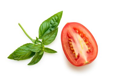 fesleğen ve domates