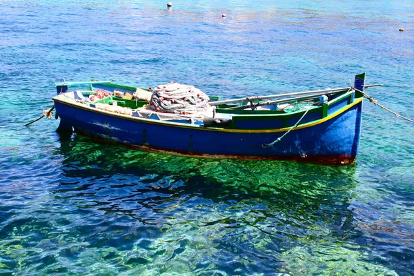 Maltees kleine boot — Stockfoto