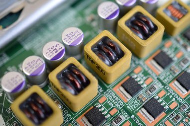 Mikroelektronik kurulu