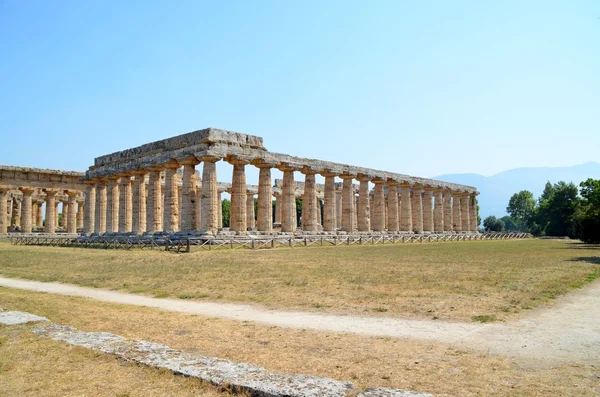 Griechische Tempel aus Paestum — Stockfoto