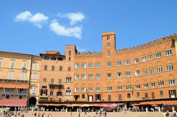 Detalhes Piazza del Campo, Siena, Itália  . — Fotografia de Stock