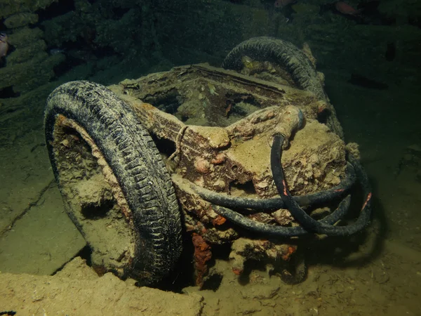 RAF trolley accumulatort op de ss thistlegorm. — Stockfoto