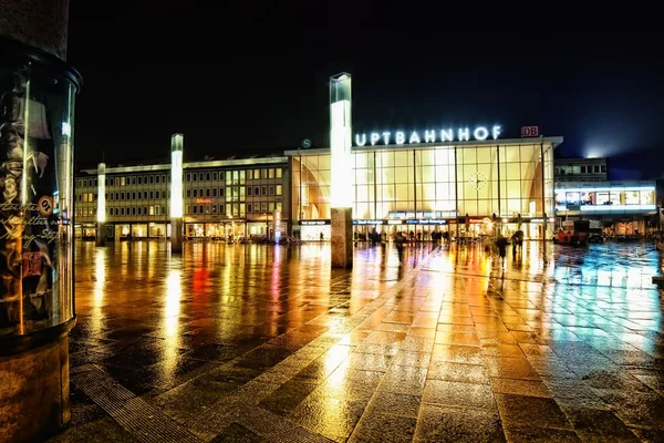 Köln központi pályaudvaráról — Stock Fotó