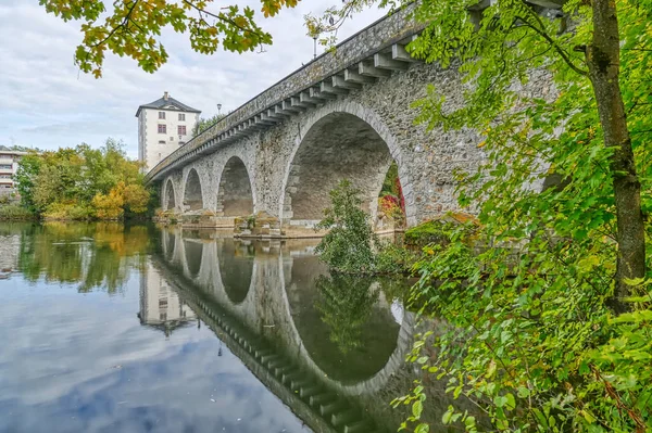 Historyczny Most Starą Bramą Miejską Limburgu — Zdjęcie stockowe