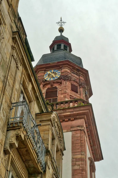 Vackert Historiskt Kyrktorn Heidelbergs Gamla Stadskärna — Stockfoto
