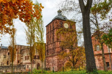 Sonbaharda Heidelberg 'in tarihi kalesi