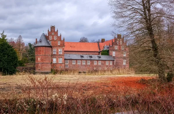 Old Moated Castle Herten — Stockfoto
