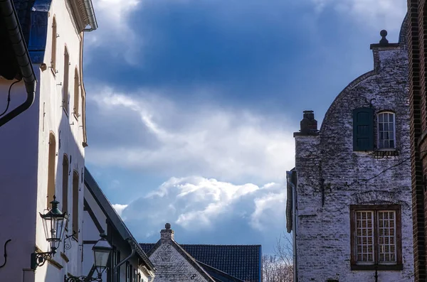 Piękne Zabytkowe Budynki Starym Centrum Bedburg Kaster — Zdjęcie stockowe