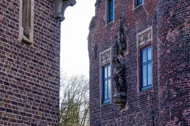 Bergheim, Paffendorf 'taki tarihi bir şatonun ön yüzü.