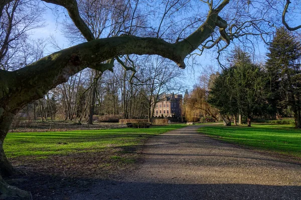 Parque Histórico Com Castelo Árvores Planas Paffendorf — Fotografia de Stock