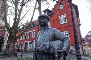Werne 'deki heykel ve tarihi binalar