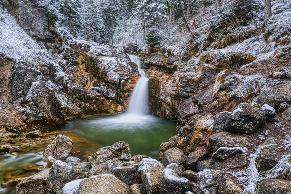 Wasserfall Kuhflucht Und Winterlandschaft Bei Farchant — Stockfoto