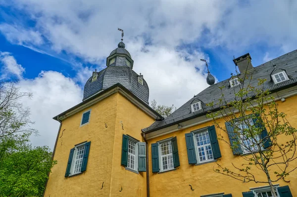 Zabytkowy Zamek Wuppertal Lntenbeck — Zdjęcie stockowe