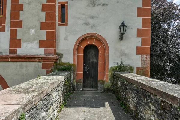 Eingang Einer Historischen Kirche Der Altstadt Von Bacharach — Stockfoto