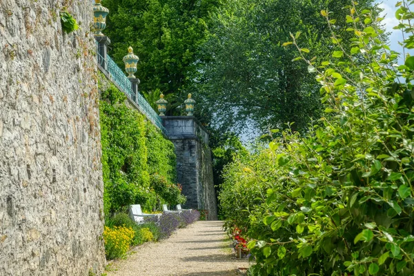 Beautiful Park Historical Castle Weilburg — Fotografia de Stock