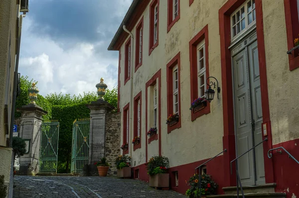 Wąska Uliczka Brama Historycznym Centrum Weilburga — Zdjęcie stockowe