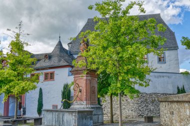 Historical fountain at Grafenschloss castle in Diez by the river Lahn
