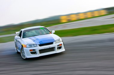 Araba drift yarışı