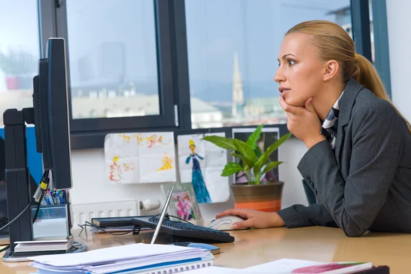 Mujer de negocios —  Fotos de Stock