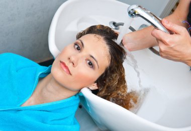 Yıkama Saçları