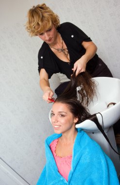 iş yerinde saç tasarımı