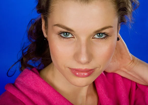 Smiling young woman — Stock Photo, Image