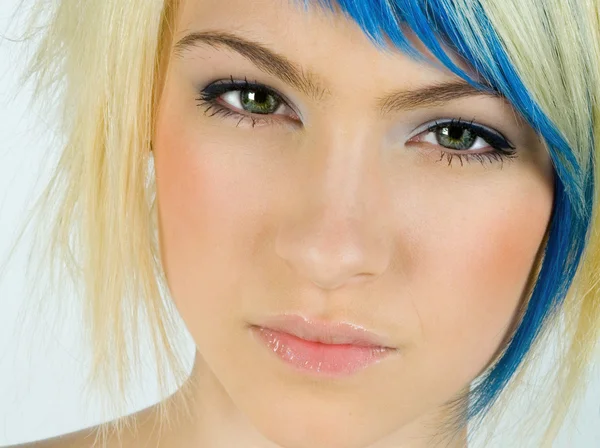 Beauty portrait of teen girl with interesting hair — Stock Photo, Image