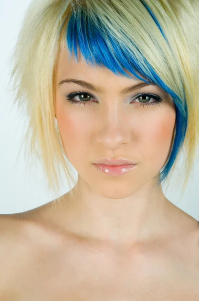 Beauty portrait of teen girl with interesting hair — Stock Photo, Image