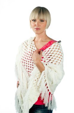 kış giysileri içinde bir kadın