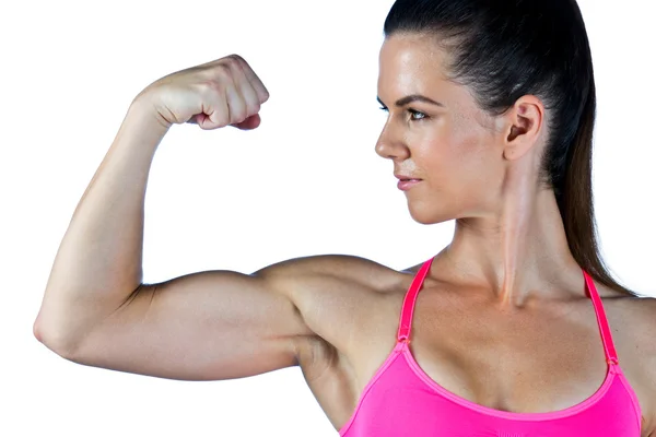 Fit mujer mostrando sus músculos — Foto de Stock