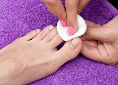 Pedikür ayağından kadın