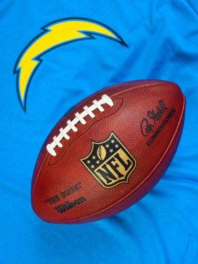 NFL topu ve ekipmanları