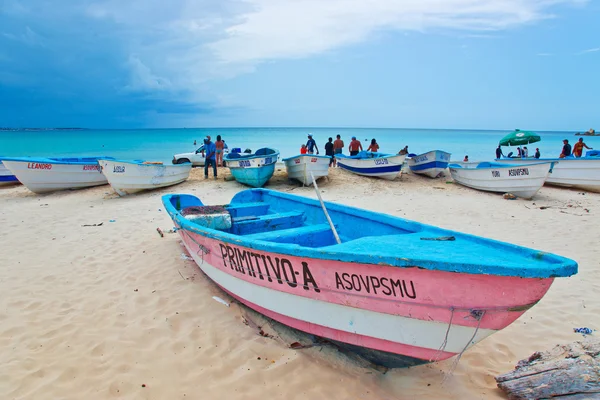 Tropical caribbean beach — Stock Photo, Image