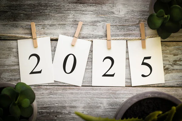 Set Printed Cards Spelling Year 2025 Aged Wooden Background — Stock Photo, Image