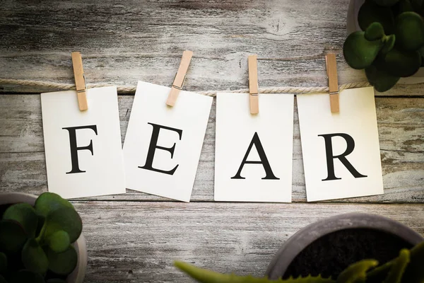 Ein Satz Bedruckter Karten Die Das Wort Fear Auf Einem — Stockfoto