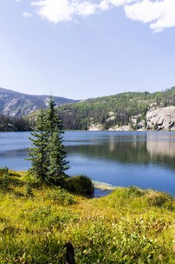 Colorado 'nun vahşi dağlarındaki Granit Gölü.